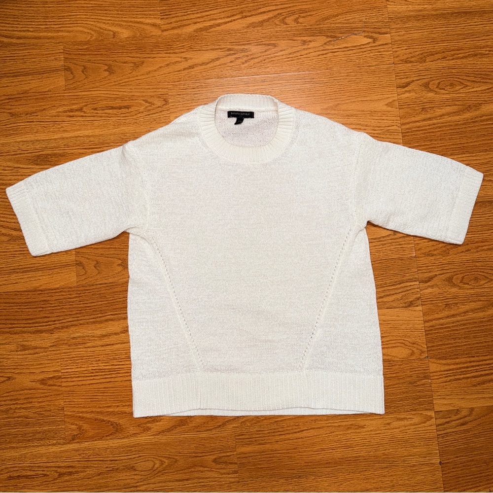 Women Banana Republic White Knit Top